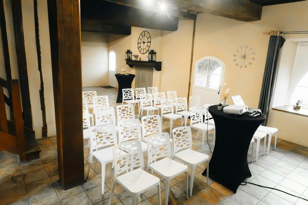 Casier piscine : robustesse et résistance pour environnement humide